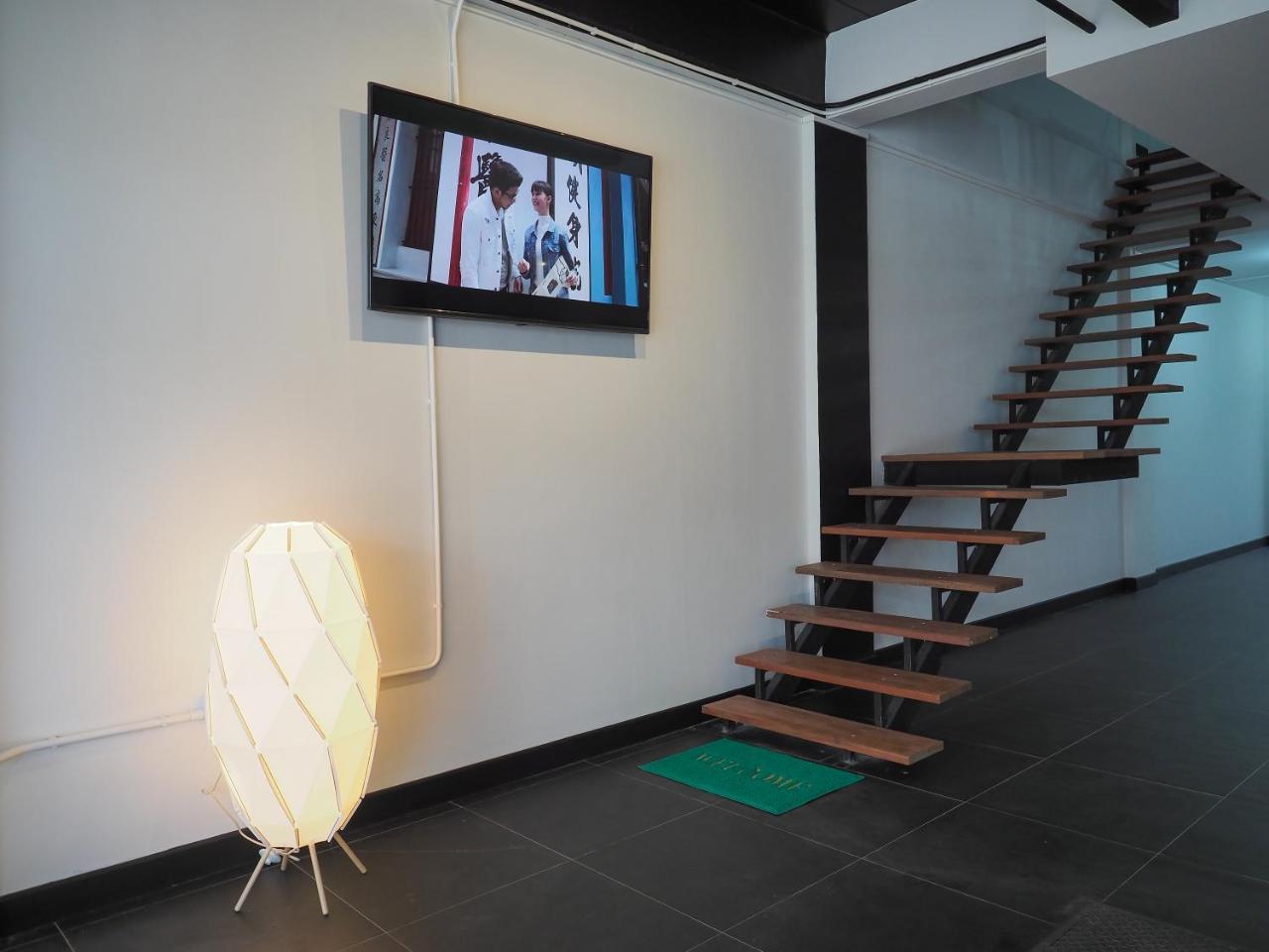 Beam House Hotel Patong Luaran gambar