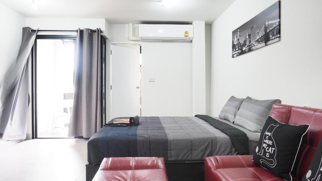 Beam House Hotel Patong Luaran gambar