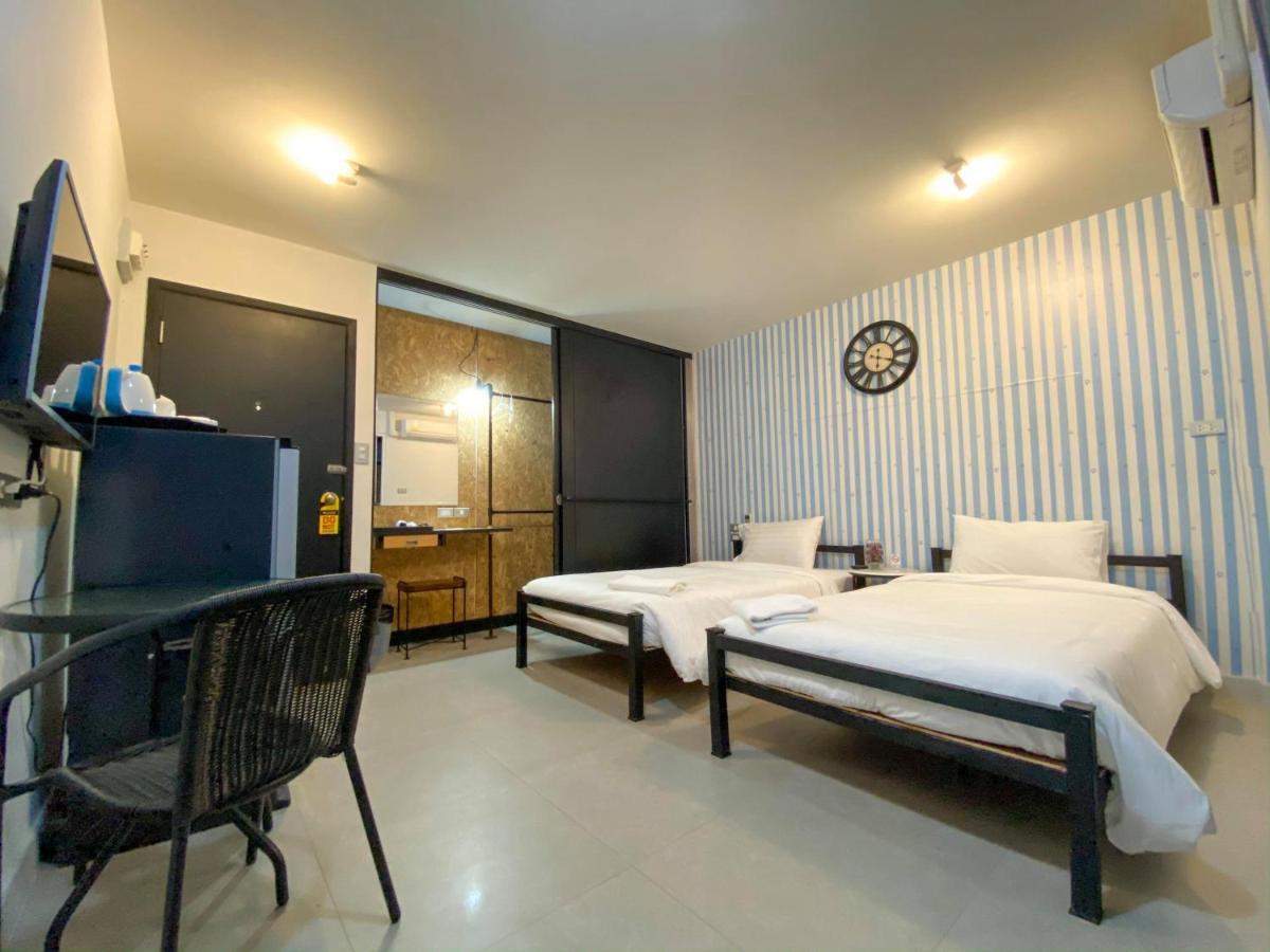 Beam House Hotel Patong Luaran gambar