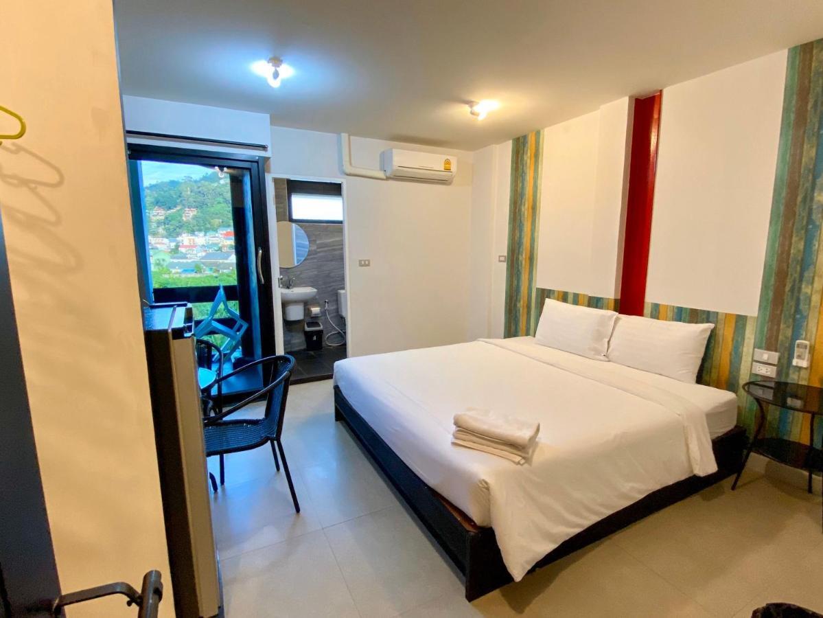 Beam House Hotel Patong Luaran gambar
