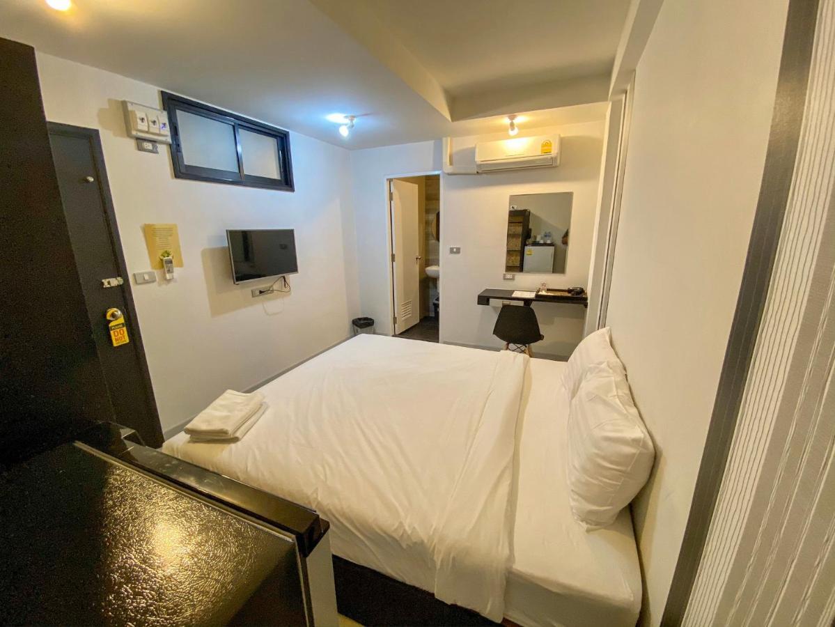 Beam House Hotel Patong Luaran gambar