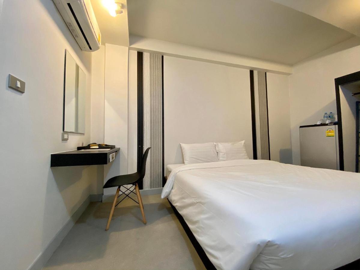 Beam House Hotel Patong Luaran gambar